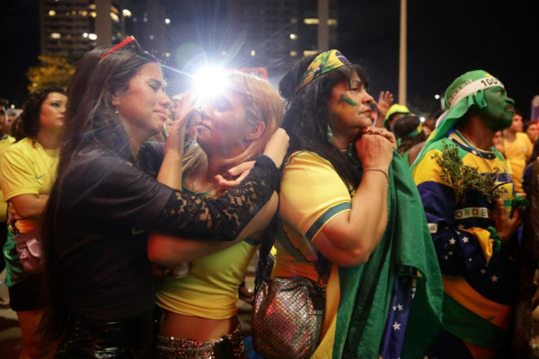 Torcedores sofreram com a elimina&ccedil;&atilde;o do Brasil para a Noruega 