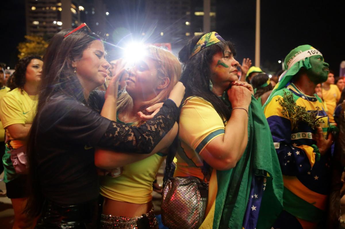 Torcedores sofreram com a eliminação do Brasil para a Noruega /Mauricio Ferry  DP Foto