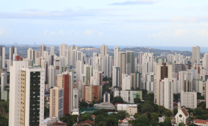 No dia 6 de agosto do ano passado, o Tribunal de Justiça de Pernambuco (TJPE) determinou posição contrária ao uso de imóveis para aluguel de curta temporada, com base no caso que ocorreu em um condomínio no Recife/Foto: Gabriel Melo / Acervo DP