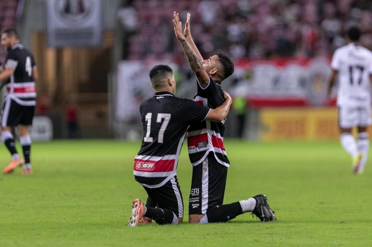 Jogadores do Santa Cruz/Rafael Vieira
