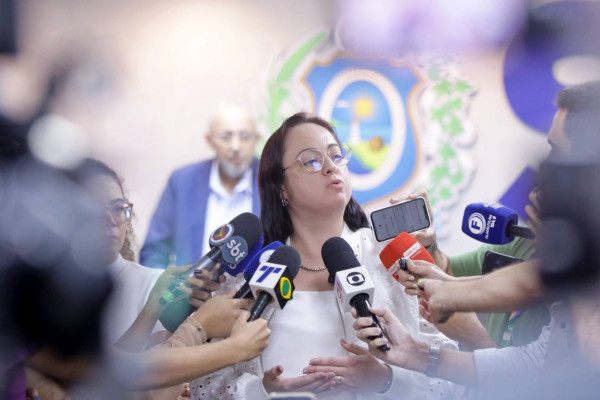 Após protestos, Estado diz que pagou auxílio às 3,5 mil famílias cadastradas
