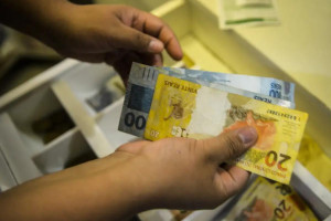 Reajustes de sal&aacute;rios s&atilde;o calculados pelo INPC e o IPCA &eacute; usado para monitorar a infla&ccedil;&atilde;o oficial