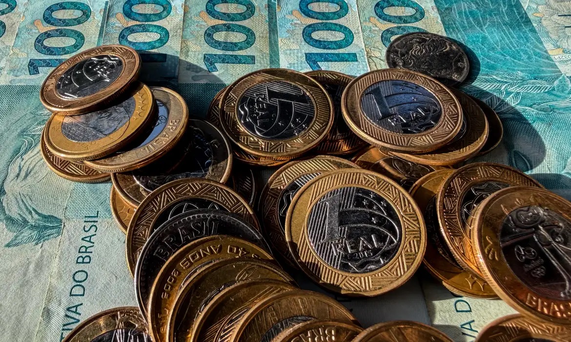 O INPC serve de base para cálculo de reajuste salariais/Rafa Neddermeyer/Agência Brasil