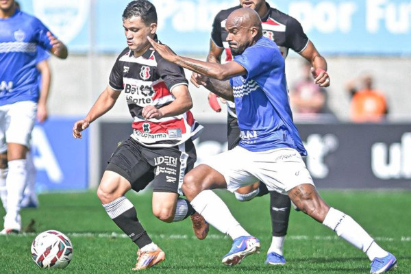 Tiago Winter / Barra FC