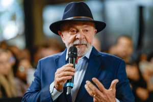 Novo tarifa&ccedil;o dos EUA deve entrar em vigor nesta quarta-feira (15)