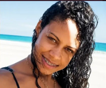 Mulher &eacute; perseguida e morta a tiros dentro de casa em Vit&oacute;ria de Santo Ant&atilde;o