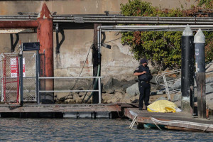 Naufr&aacute;gio perto de Alcatraz deixa um morto e tr&ecirc;s desaparecidos