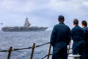 Bloqueio naval em Ormuz marca o retorno das hostilidades entre Israel e EUA