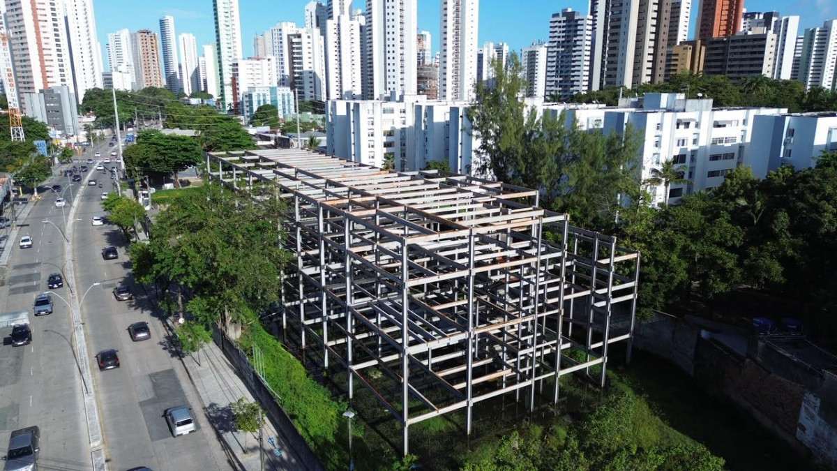 Prefeitura pretende leiloar edificações sem uso para a iniciativa privada (Gustavo Pinheiro/Prefeitura do Recife)