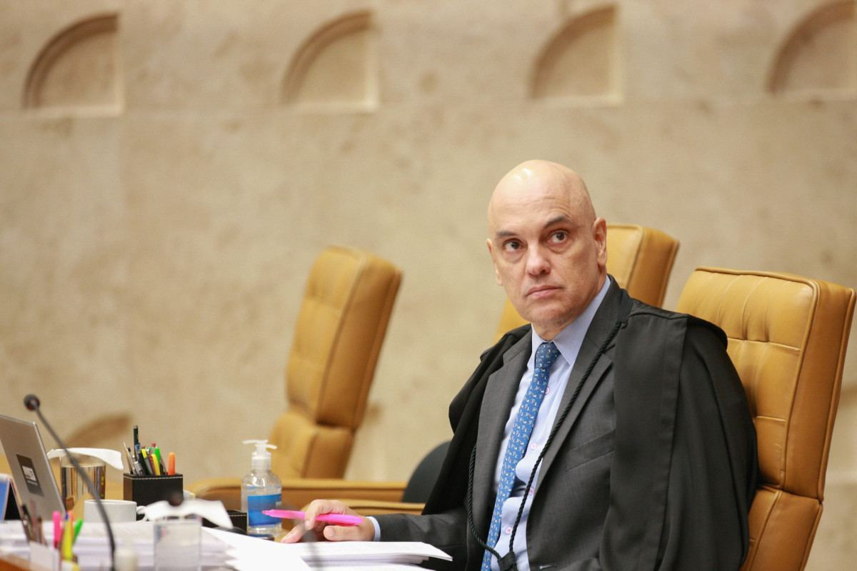 Decisão do ministro do STF manteve o direito de Bolsonaro à prisão domiciliar, mas proibiu visitas e manifestações políticas/Foto: Sophia Santos/STF
