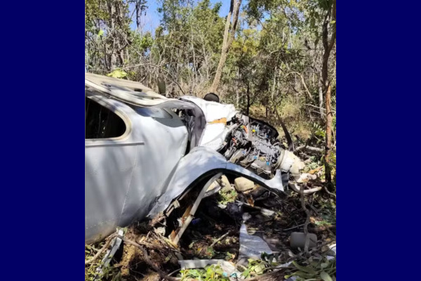 Queda de avião deixou dois mortos/Divulgação/Bombeiros