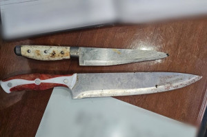 Suspeito firmou que a perfura&ccedil;&atilde;o teria acontecido de forma acidental quando ele agrediu o menino com uma mochila onde estavam guardadas duas facas