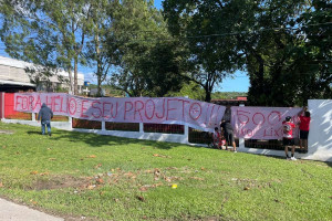 Protesto de membros de organizada do N&aacute;utico em frente ao CT Wilson Campos, domingo (19)