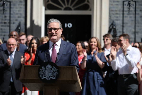 HENRY NICHOLLS/AFP