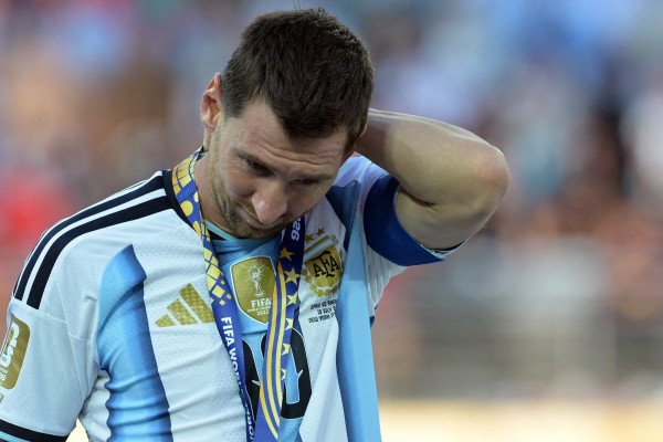 Messi quebra sil&ecirc;ncio ap&oacute;s derrota para a Espanha na final da Copa do Mundo

