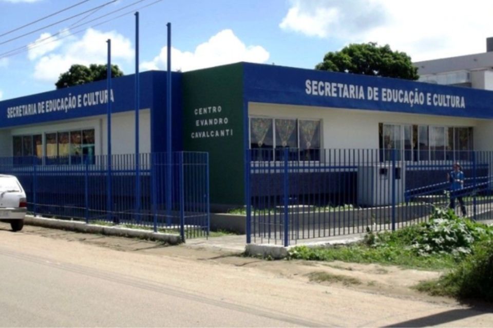 Surubim abre seleção com 65 vagas para professores substitutos da rede municipal
/Reprodução/Secretaria de Educação e Cultura