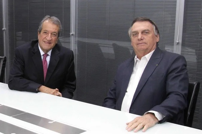 Segundo Costa Neto, a decisão de quem será a vice de Flávio ficará nas mãos do ex-presidente Jair Bolsonaro, atualmente em prisão domiciliar/Beto Barata/ PL