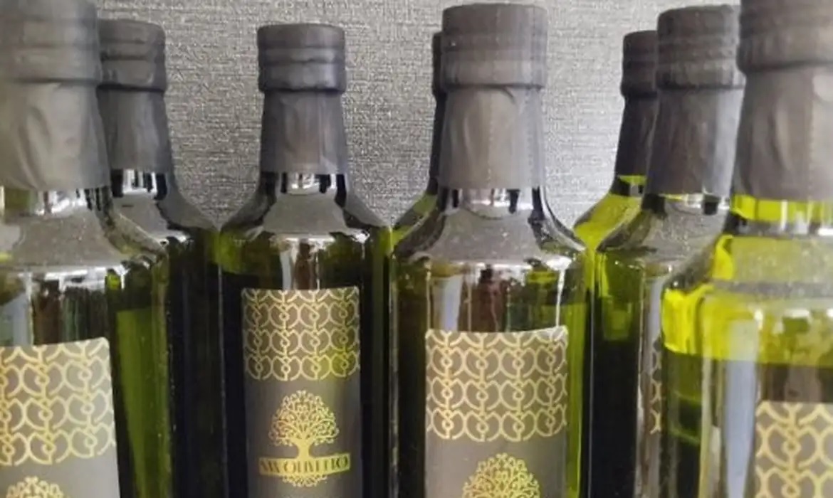 Anvisa determinou a apreensão de todos os lotes do azeite de Oliva Extra Virgem da marca San Oliveto/ Anvisa/Divulgação