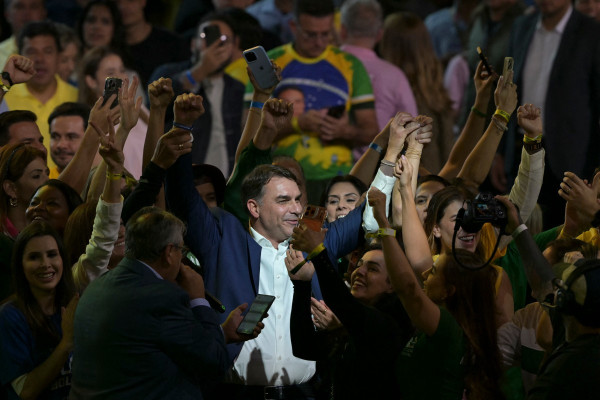 Fl&aacute;vio Bolsonaro em conven&ccedil;&atilde;o do PL neste s&aacute;bado (25)