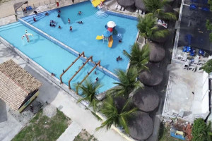 Menino de 7 anos morre ap&oacute;s se afogar em parque aqu&aacute;tico de Olinda