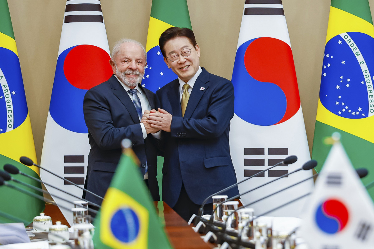 Presidente Luiz Inácio Lula da Silva durante reunião privada com o Presidente sul-coreano Lee Jae Myung/Ricardo Stuckert/PR