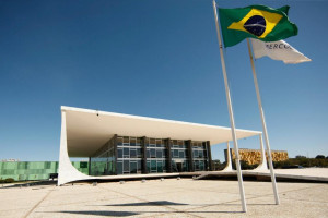 Ao todo, sete entidades jur&iacute;icas manifestaram apoio ao STF e ao ministro Alexandre de Moraes nesta tr&ccedil;a-feira (28)