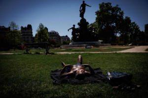 A Inglaterra sofreu uma onda de calor no fim de maio e outra em junho, que provocaram novos recordes de temperatura