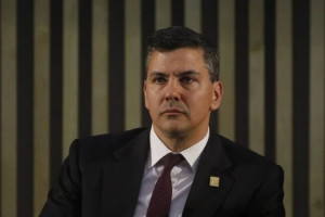 "Gesto de repara&ccedil;&atilde;o": governo de Santiago Pe&ntilde;a voltou a solicitar ao Brasil a devolu&ccedil;&atilde;o de um canh&atilde;o e de outros trof&eacute;us da guerra
