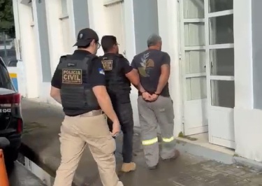 Onze lideranças do tráfico são presas em operação da Polícia Civil no Cabo de Santo Agostinho
/Foto: Ascom/PCPE
