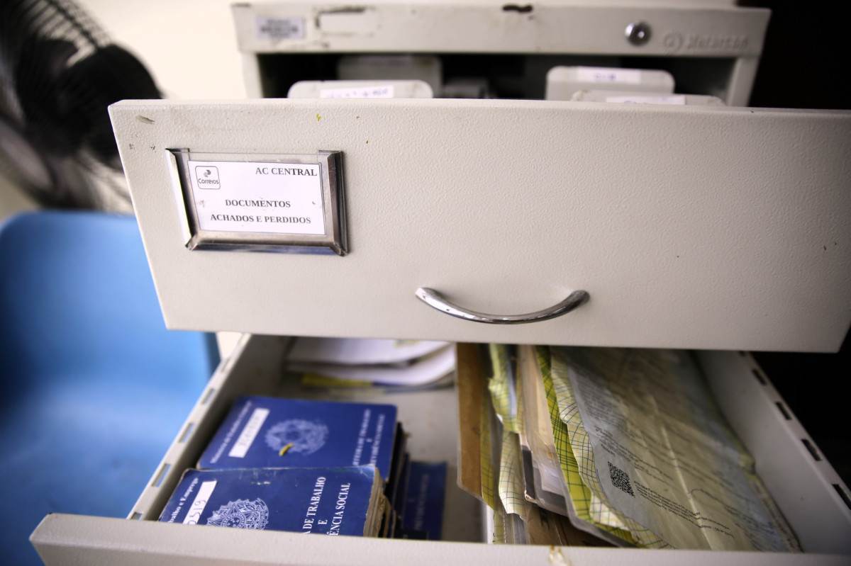 Perda ou roubo de documentos: mais de 32 mil ocorrências foram registradas em Pernambuco no primeiro semestre
 (Foto: Mauricio Ferry/DP Foto)
