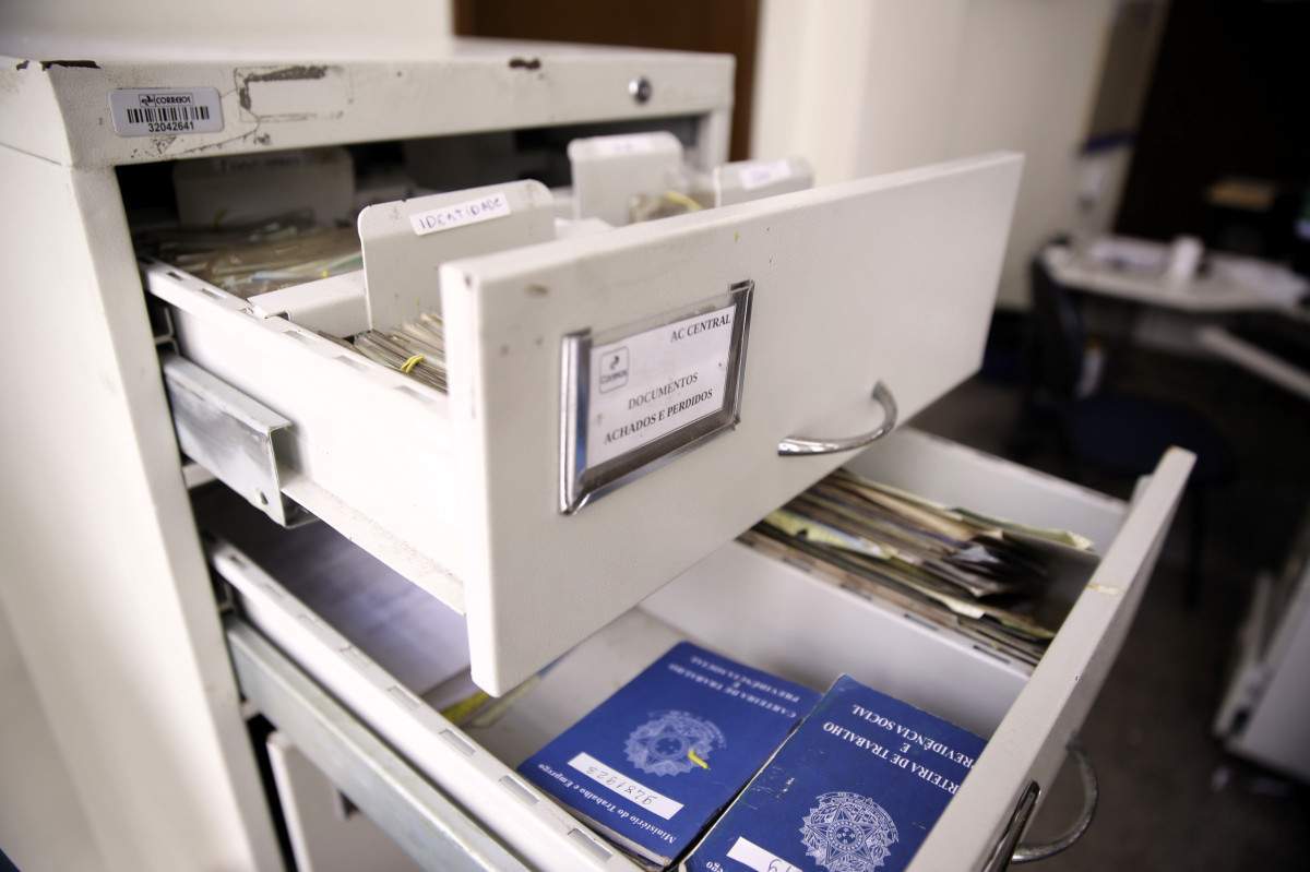 Perda ou roubo de documentos: mais de 32 mil ocorrências foram registradas em Pernambuco no primeiro semestre
 (Foto: Mauricio Ferry/DP Foto)