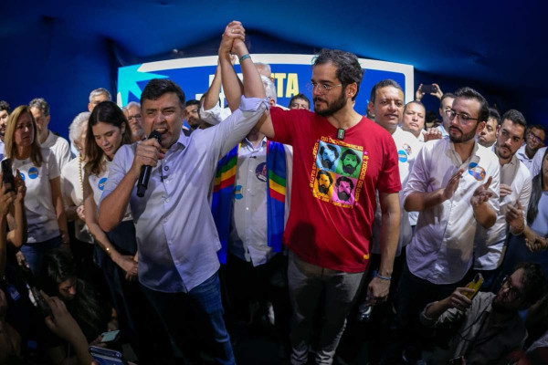 Ao lado de T&uacute;lio Gad&ecirc;lha, Eduardo da Fonte enalteceu rela&ccedil;&atilde;o com Miguel, mesmo ap&oacute;s retirada da candidatura ao Senado do ex-prefeito de Petrolina