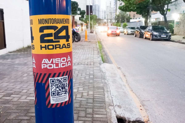 Torres de vigilância do Recife (Foto:  Maurício Ferry/DP Foto)