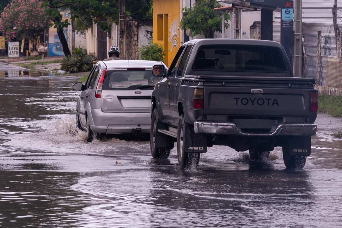 Rua Poeta João Neves, no Paulista (Foto: Rafael Vieira/DP)