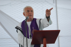 Padre Airton Freire. 