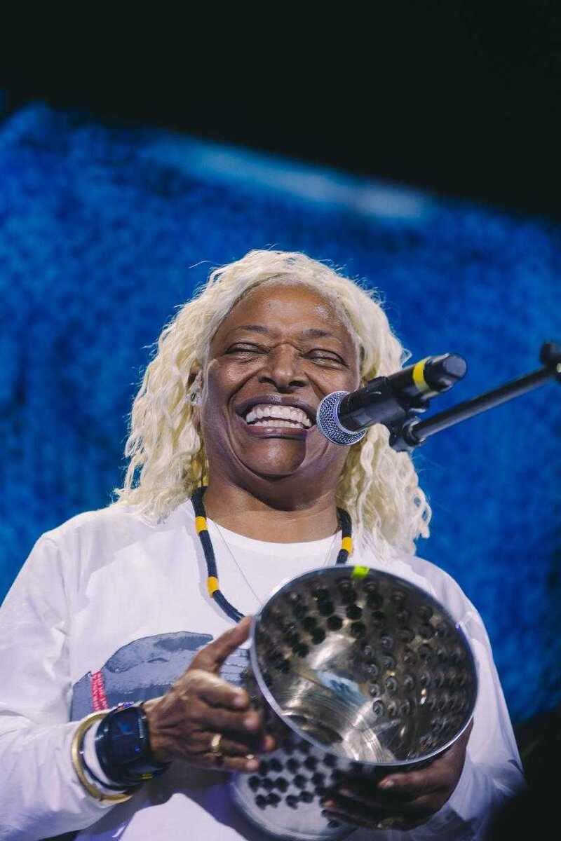 Mart’nália celebra a parceria com o pai, Martinho da Vila, na turnê "Pai e Filha". (Foto: Patrick Gomes)