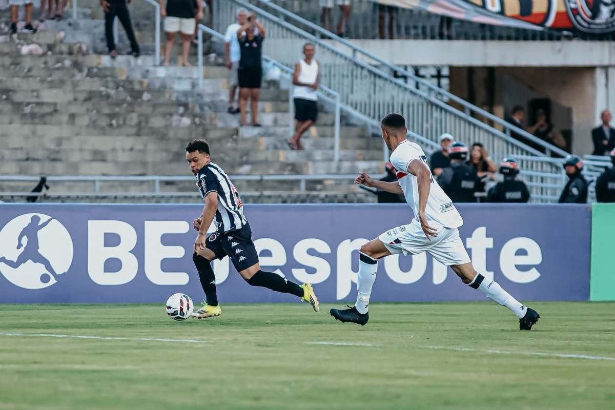 Santa Cruz ficou no empate contra o Botafogo-PB/João Neto / Botafogo