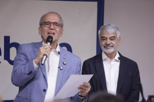 "N&atilde;o perguntei, eu comuniquei", diz Dueire sobre apoio a Humberto e aviso a Raquel Lyra