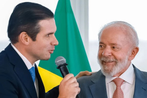 O deputado Hugo Motta, presidente da C&acirc;mara dos Deputados, e o presidente Lula