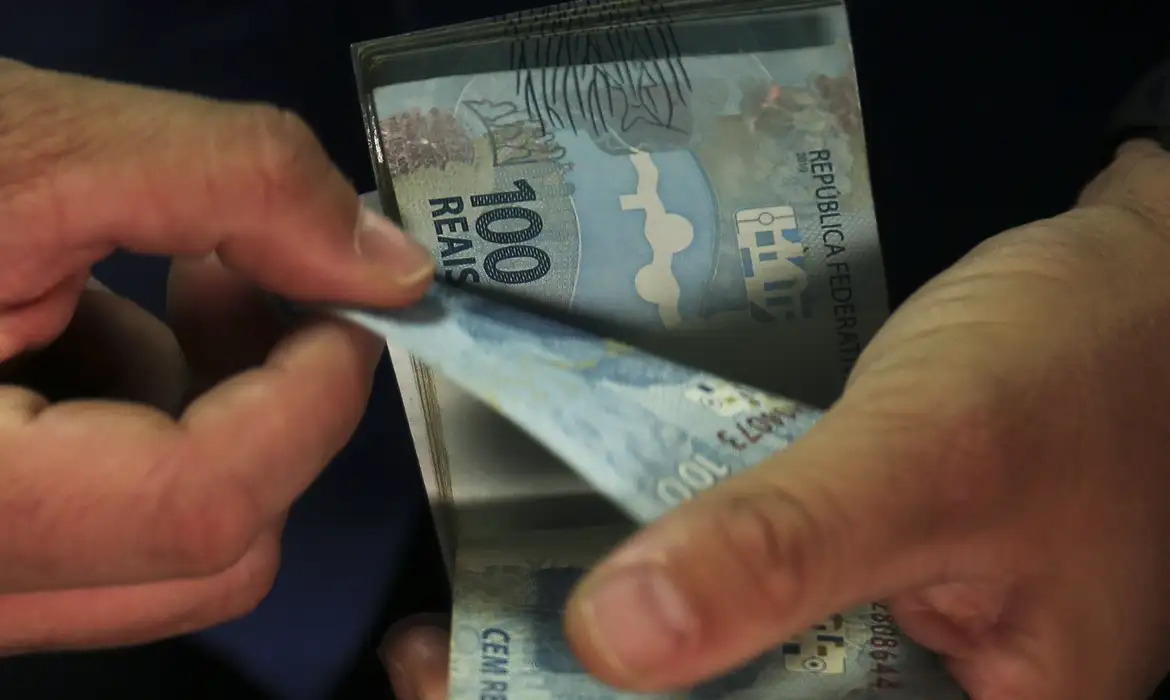 Modalidade é voltada a trabalhadores informais que mantêm seus compromissos financeiros em dia/JOSÉ CRUZ/AGÊNCIA BRASIL/ARQUIVO