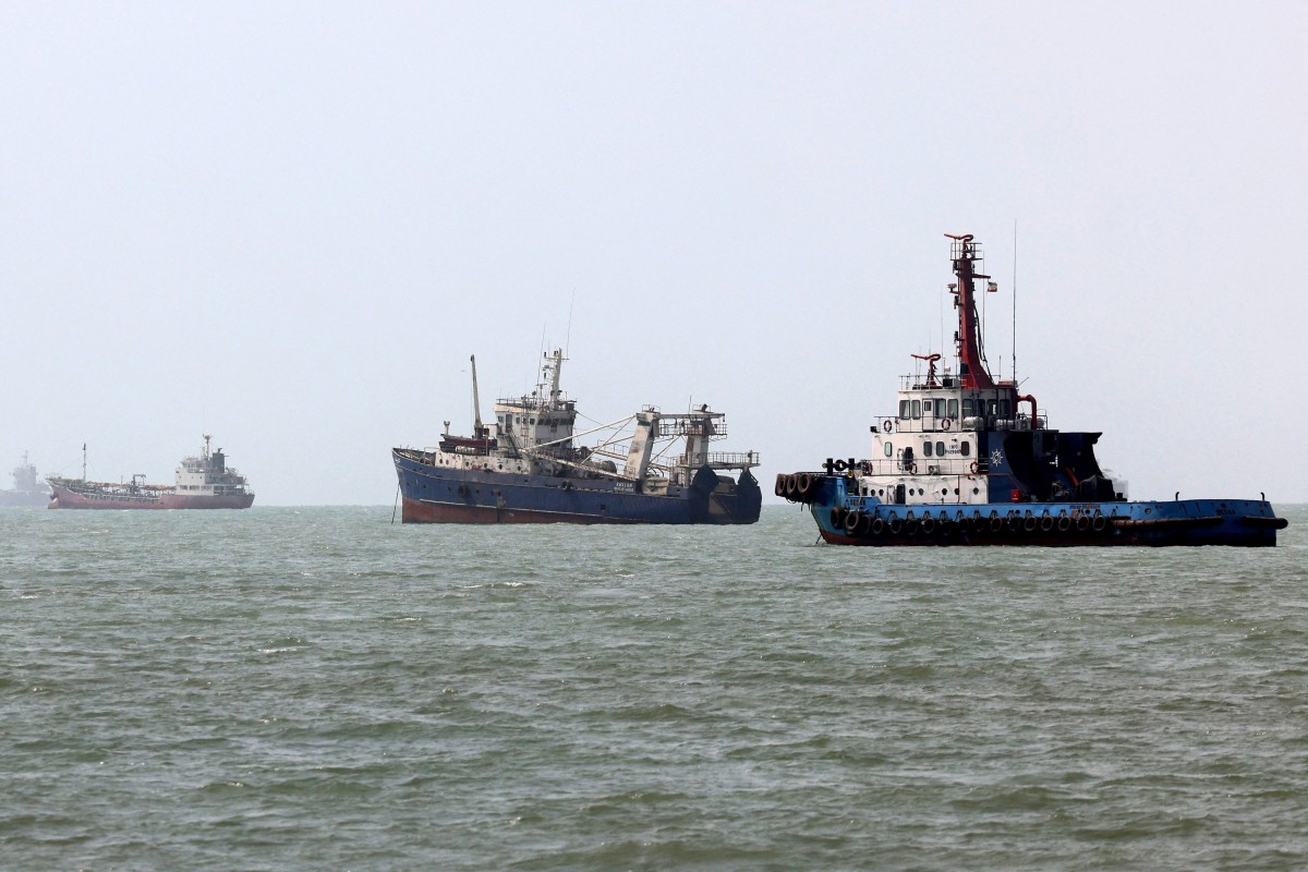 Guarda Revolucion&aacute;ria do Ir&atilde; amea&ccedil;a tratar navios sem identifica&ccedil;&atilde;o em Ormuz como hostis - Atta Kenare/AFP