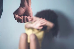 Mulher mata homem ao defender amiga de agress&atilde;o na Grande BH 
