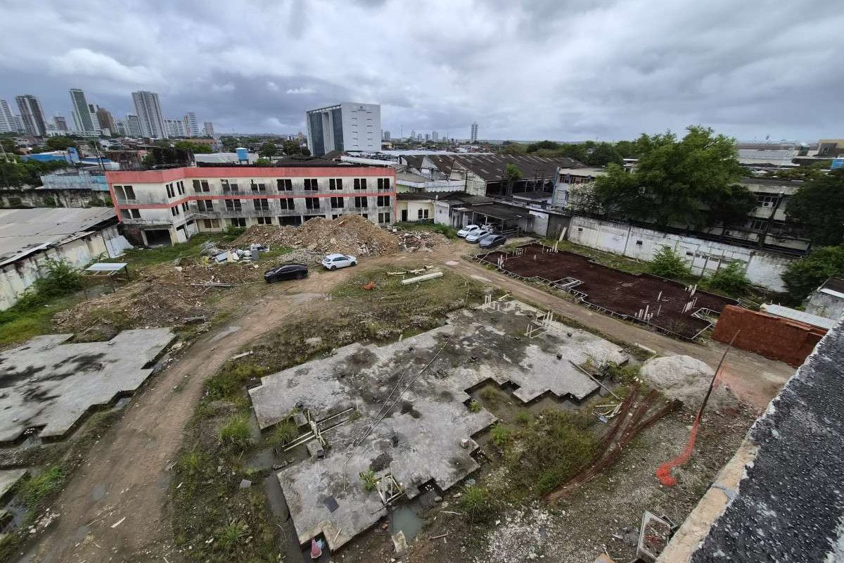 Com investimento de 21,2 milhões, antigo prédio da Vice-Governadoria dará lugar a residencial e creche no Recife
/Foto: Melquisedeque Fernandes/Cehab