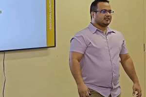 Professor perde vaga na UFPE ap&oacute;s seis meses no cargo por decis&atilde;o judicial sobre cotas raciais