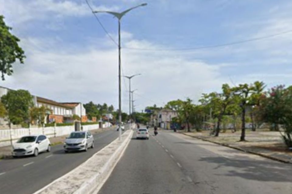 Avenida Sigismundo Gonçalves terá faixa interditada/Reprodução/ Google Street View