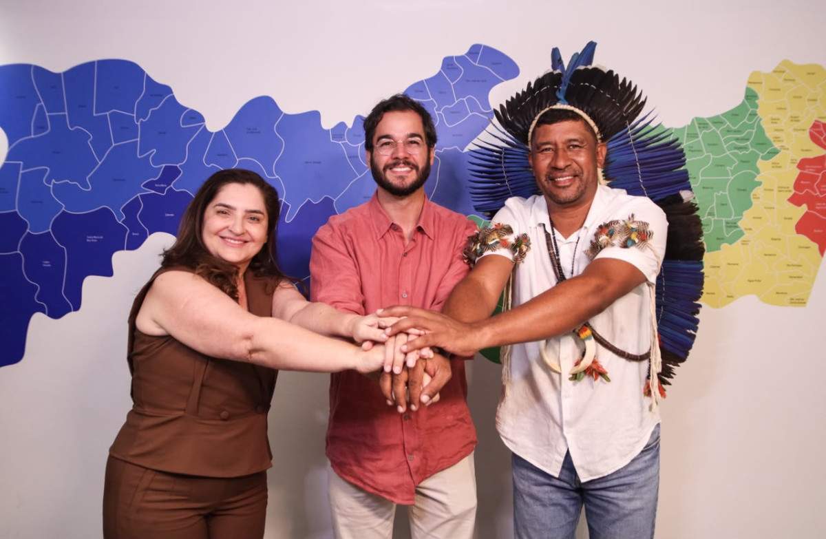 Dulci Amorim, Túlio Gadêlha e Cacique Marcelo Pankararu compõem chapa ao Senado/Foto: Amara/Divulgação