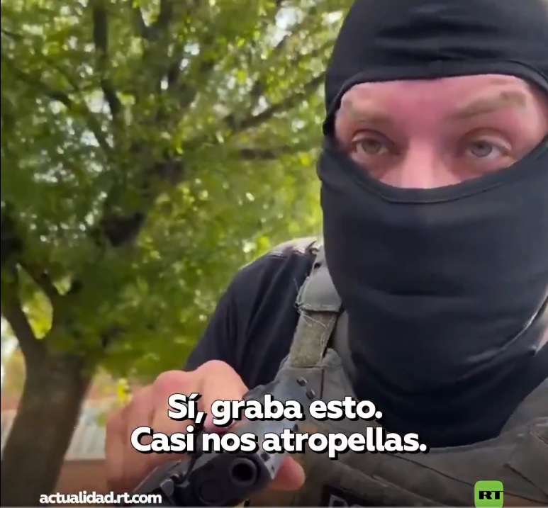 Porta-voz disse que os  agentes do ICE pararam o veículo 