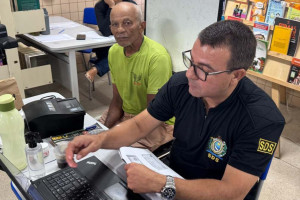 Entre os servi&ccedil;os oferecidos est&aacute; o encaminhamento para a emiss&atilde;o da Carteira de Identidade Nacional