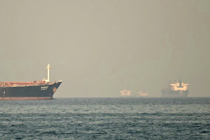 O Estreito de Ormuz, passagem estrat&eacute;gica de navios e embarca&ccedil;&otilde;es, especialmente petroleiros e cargueiros, vem sendo alvo de disputas entre EUA e Ir&atilde;   