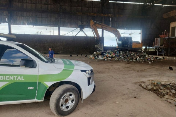 Fiscalização da CPRH constata retirada de resíduos da estação de transbordo em Paulista (Foto: Divulgação/CPRH)